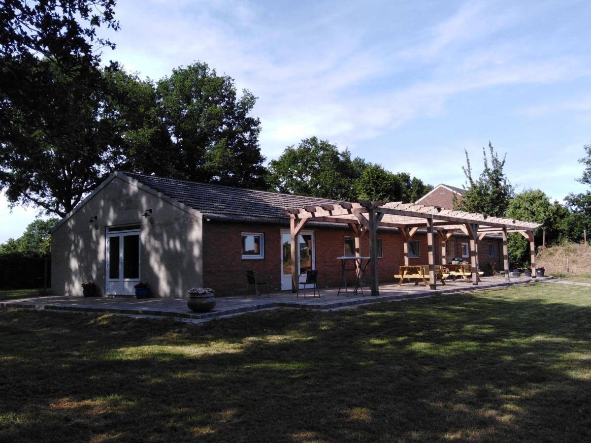 De Maplerik Villa Oirlo Buitenkant foto