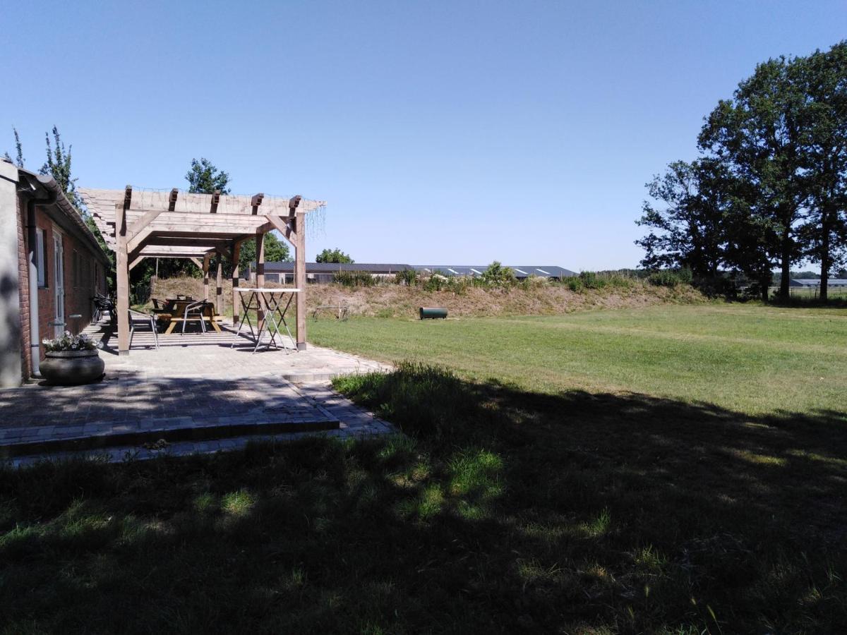 De Maplerik Villa Oirlo Buitenkant foto